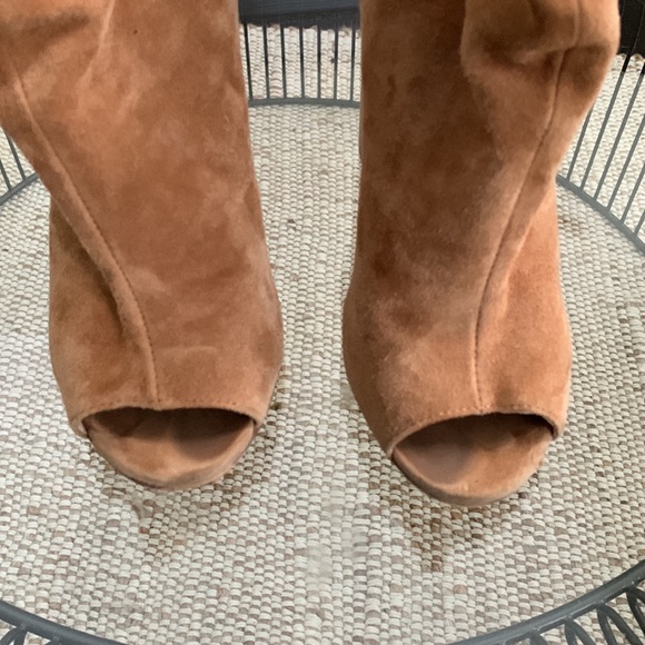 Chinese Laundry x Kristin Cavallari Laurel Suede Booties, Size 8.5 - Picture 4 of 10